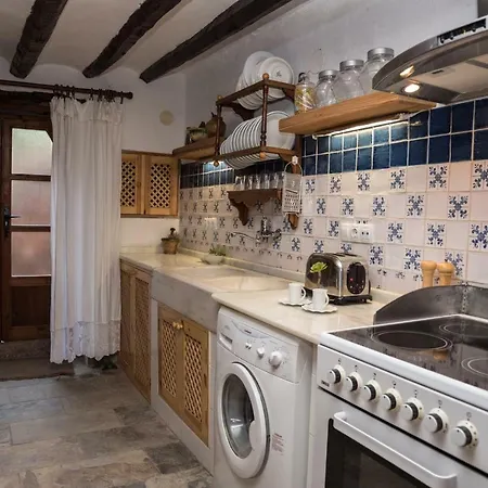 L'arc De Pedra בית נופש וילאפאמס